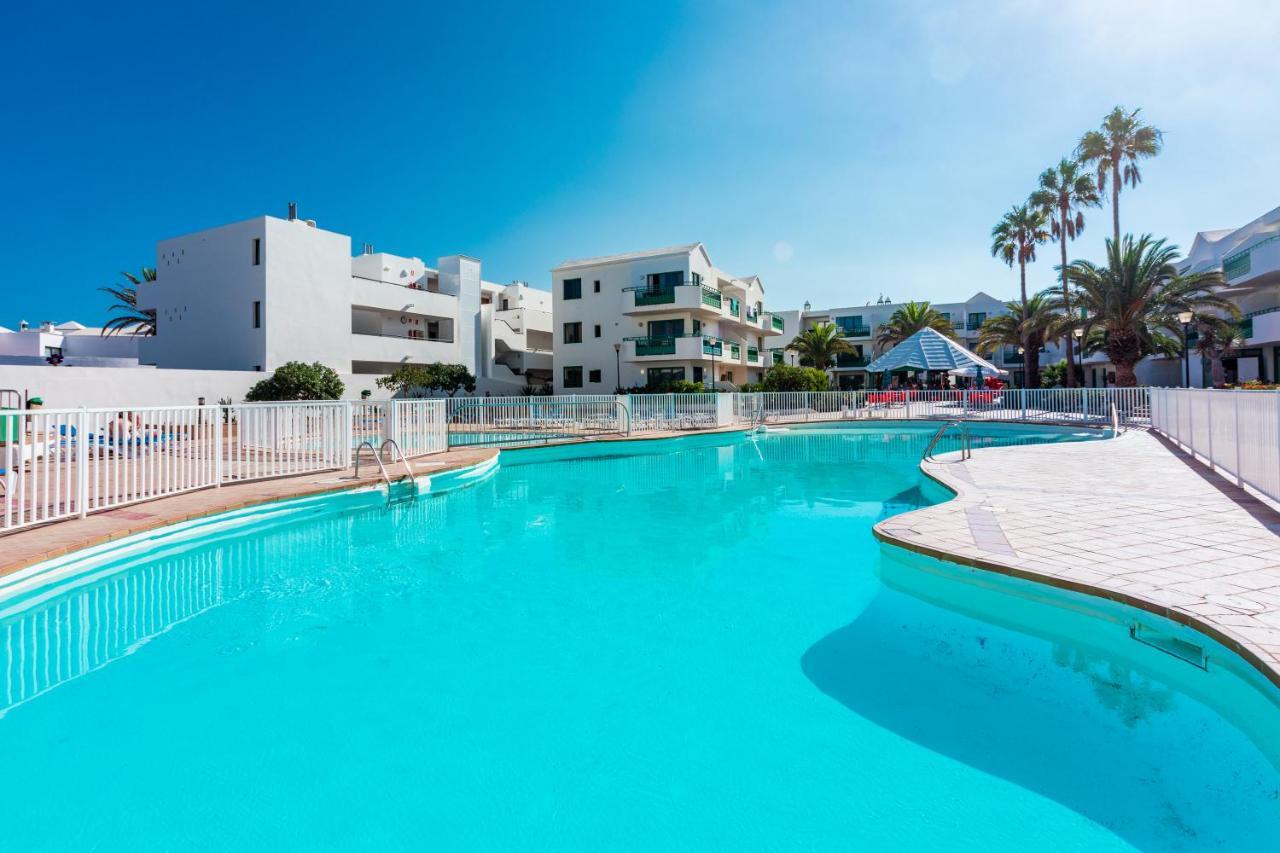 Vivienda Vacacional Namana Beach Costa Teguise Exteriör bild