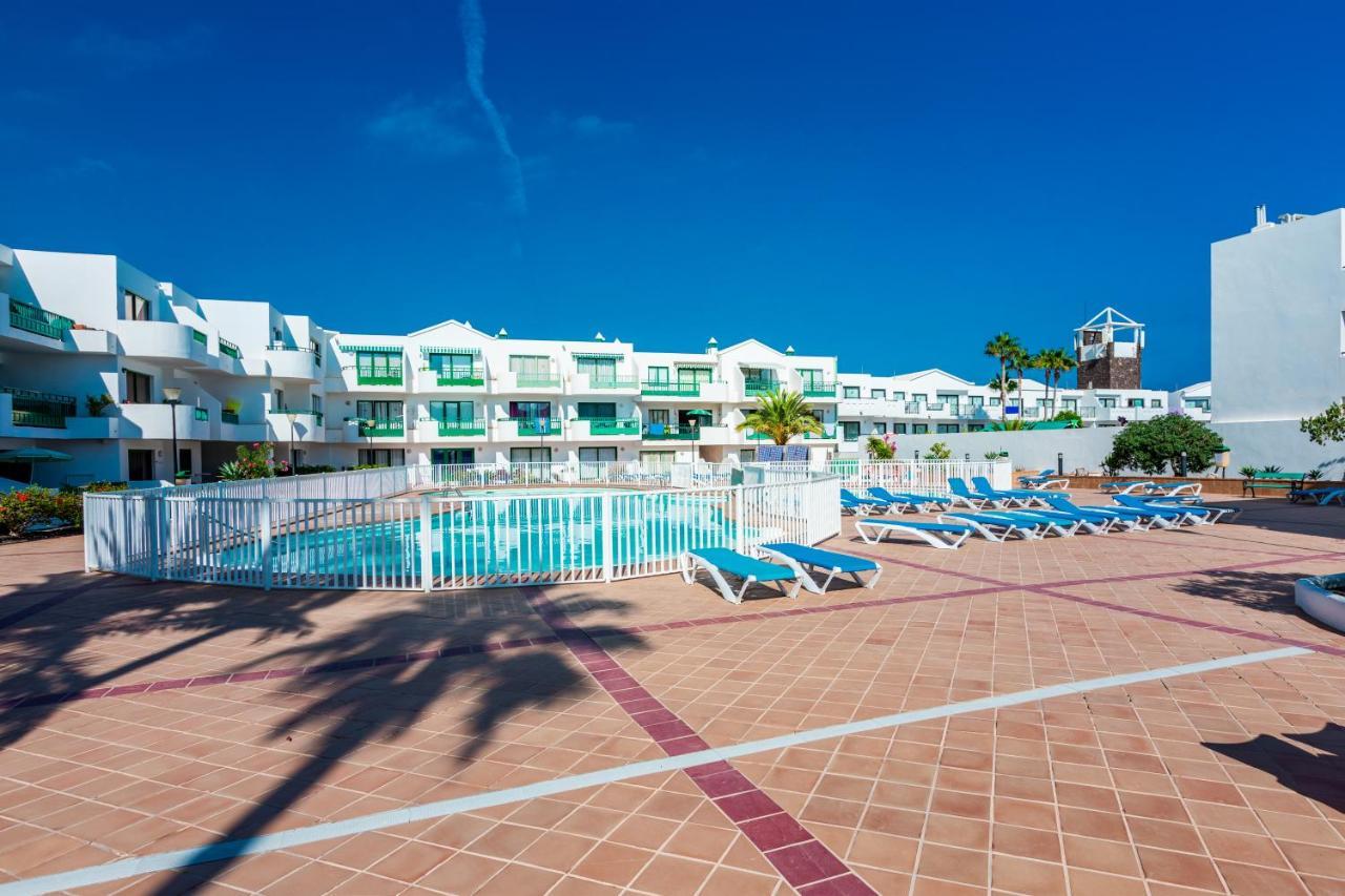 Vivienda Vacacional Namana Beach Costa Teguise Exteriör bild